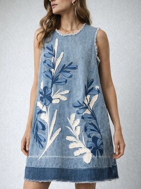 Holding Horses Anthropologie Embroidered Denim Dress XS Boho Chic